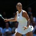 Sabalenka sa "ivice ambisa" do pobede protiv Zigmund za polufinale Vimbldona
