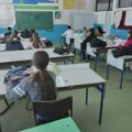 U klupe selo 20.600 đaka, među njima 1.700 prvaka: Sve škole u Moravičkom okrugu otvorile svoja vrata
