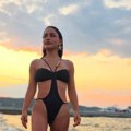 Grožđe, jabuke, kruške: Naša pevačica je radila na njivi, a sad je pokazala deo svog imanja: "Moj dom"