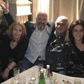 Prva zajednička slika Fute i Nadice! Kompozitor ponovo nasmejan, s njom došao na slavlje poznatog pevača