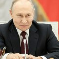 Putin: Žene mogu postići sve