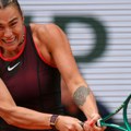Sabalenka ispala sa Rolan Garosa, Šnajder u polufinalu