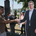 SNS skup - sve već viđeno: Predvidovdanska provera snaga kao vojna vežba za vlast i državne organe