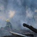 Ogroman požar bukti u Surčinu! Vatreni oblak se nadvio nad Beogradom, vidi se iz više delova grada