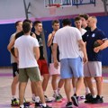 Mega na Mikonosu kompletirala „poker“ protiv Amerikanaca