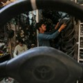 Puca čitava industrija: Izgubljeno čak 42.300 radnih mesta, zaposlenost najniža od 2005.