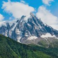 Mon Blan, "krov Evrope", za godinu dana postao niži za više od metra