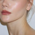 Rumenilo ili bronzer? Nova „in-between” kategorija dve najvažnije boje za obraze