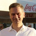 Stefanović: Gašić poručuje da kontroliše SNS, Vučić ne može da ga pusti niz vodu