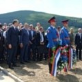 Vučić i Dodik odali počast stradalima na Petrovačkoj cesti