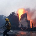 Stotine zatvorenika učestvuje u gašenju požara u Kaliforniji, a mnogi zarađuju tek nešto više od dolara na sat