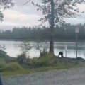 Šef ruske delegacije naleteo na zver na Aljasci: Mnogima ne bi bilo svejedno, evo kako je reagovao (video)