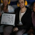 (Фото) “Код куће сам!” Алон Охел у првој поруци написао: Песма је моја снага и крај мојој патњи