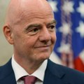 Infantino gutao knedle dok ga je novinar BBC rešetao pred Svetsko prvenstvo: “Da li vas je sramota?”