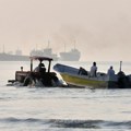 "Komercijalni brodovi započeli plovidbe kroz Ormuski moreuz": Vens kaže da bi tekst sporazuma sa Iranom mogao da bude…