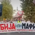 VIDEO „Ko je kriv i zašto smo bili napadnuti?“: Studenti i građani protestuju u Bačkoj Palanci godinu dana nakon incidenata…