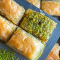 Nije planirao biznis, samo je hteo da proda baklavu: Danas od ove poslastice zaradi i do 70.000 dolara mesečno
