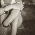 Devojčicu primoravali na prostituciju! Jedni uhapšeni zbog "korišćenja usluga", drugi zbog izdavanja prostorija za zlodela