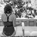 Studija: Plivanje u hladnoj vodi može smanjiti simptome menopauze
