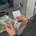Radite dan i noć i nikada nemate novca? Ovaj jednostavan trik garantovano će vas rešiti besparice