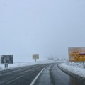 RHMZ alarmira, oprez je obavezan! Sneg i led pokrivaju predele Srbije, a opasnost od poledice raste svakog sata