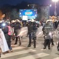 Nasilje na protestu u Novom Sadu kvalifikovano kao krivično delo, tužilaštvo traži identifikaciju svih učesnika