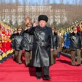 Kim Džong Un prisustvovao ceremoniji dodele raketnih bacača