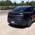 Tesla uvodi robotski taksi bez vozača u Ostinu
