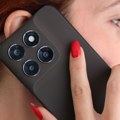 Motorola je napravila telefon za ljude koji neće da biraju između kamere, baterije i ekrana