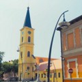 Požar u Pančevu, gašenje otežava vetar