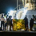 U Italiji iz mora izvučeno još 14 tela nakon brodoloma, desetine ljudi nestale