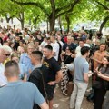 Protest ispred suda: Podrška mladiću koji je branio građane od napadača za vreme koncerta Beogradskog sindikata u Futogu…