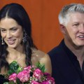 Bastijan Švajnštajger ljubi plavušu na plaži: Pojavio se snimak, zbog ovoga se razvodi Ana Ivanović