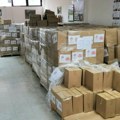 POČELA PODELA PAKETA SOLIDARNE POMOĆI ZA PENZIONERE