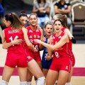 Srbija uspešno započela odbranu svetske titule, Ukrajina arhivirana