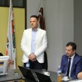 Rektor Univerziteta u Kragujevcu objasnio zašto je nasilno ušao na fakultet