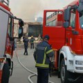Požar u kompleksu bivšeg ŠIK u Kučevu, u gašenju učestvuje 13 vatrogasaca sa pet vozila