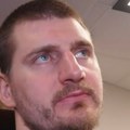 Nikolu Jokića odavno nismo videli ovakvog, pogledajte kako je stao pred američke novinare: "Zabrinut sam..."