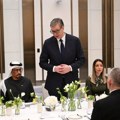 Vučić na iftar večeri na poziv Ambasade UAE: Uz prijatelje bez obzira na izazove