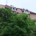 Zapalio se krov stambene zgrade na Bežanijskoj kosi