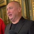Šok snimak na crnogorskom primorju! Đani samo u šortsu i bez majice okružen policijom nasred plaže, svi gledali šta se dešava…