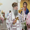 Porfirije služio liturgiju na Petlovom brdu: Bog u nama raste kada smanjujemo ego