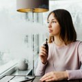 Nova bolest „kokica“ kosi mlade: Ako koristite vejp, odmah proverite ove simptome