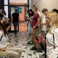Opstrukcije na Poljoprivrednom fakultetu u Novom Sadu: Studente „Agrarne reforme“ izbacili iz prostorija gde se prikupljaju…