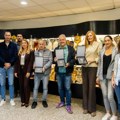 Već pet decenija je čuveni glas u humskoj! Gol nije sasvim gol dok ga Ljuba ne povrdi – Partizan dodelio plakete „Ljubav prema…