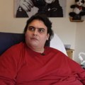 Preminuo najteži muškarac u Velikoj Britaniji Evo koliko je kilograma imao (video)