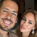 Da li je ovo slučajno: Bojana i Nikola Rokvić častili sebe, ali jedan detalj je svima privukao pažnju FOTO