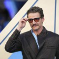 Šta čita Pedro Paskal? Zavirite u unutrašnji svet omiljenog glumca