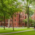 Blumberg: Trampova administracija preti da će oduzeti patente Univerziteta Harvard