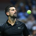 „Ne treba stalno da se bavimo Novakom“: Alkarazov trener zna šta će odlučiti polufinale, ali je zbog jedne stvari „zakopčan“…